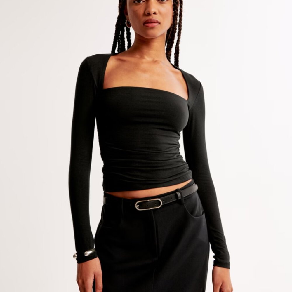 NWT Abercrombie & Fitch Long Sleeve A&F Ava Top in Size M